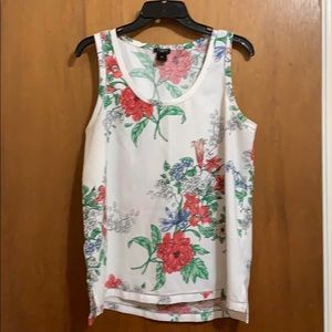Cute Size LP Ann Taylor sleeveless top